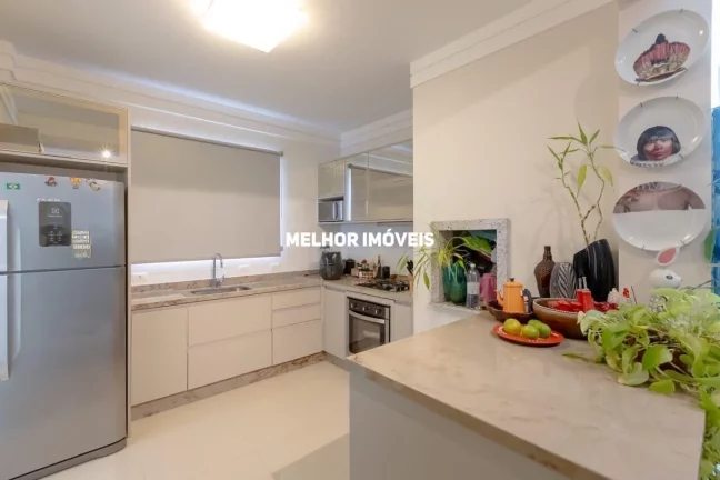 Imagem Apartamento á venda com 3 dormitórios no Centro de Balneário Camboriú