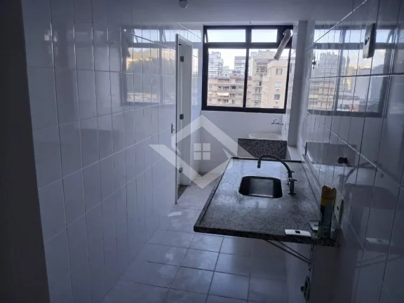 Imagem Vende Cobertura Duplex 180m2 com 4 quartos - 2 suítes e 2 vagas