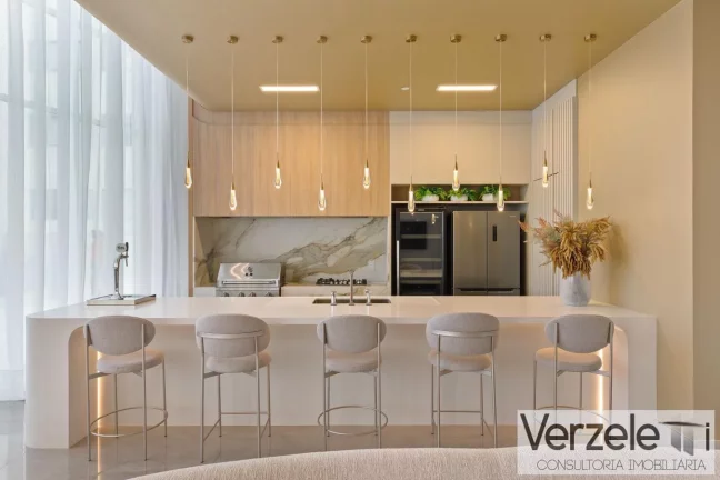 Imagem Frente ao Mar para Venda em Balneário Camboriú / SC no bairro Centro