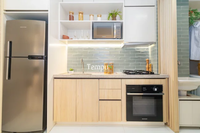 Imagem Porto Ravena - Apartamento com varanda, 2Q e duas vagas de garagem à venda em Goiânia