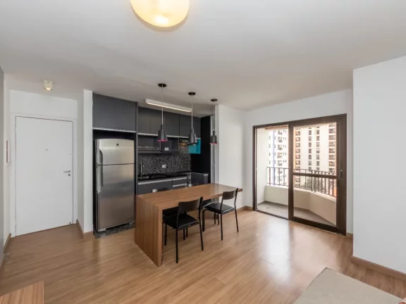 Apartamento com 2 Quartos à Venda, 50 m² em Vila Nova Conceição - São Paulo