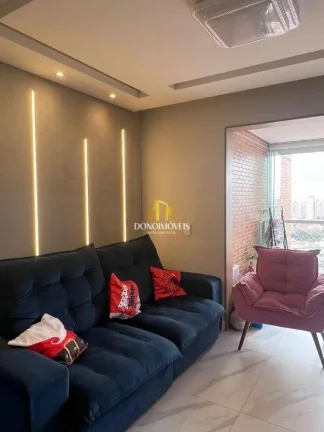 Imagem Apartamento Reformado no Condomínio Code - 3 Dormitórios, Andar Alto, Pronto para Morar