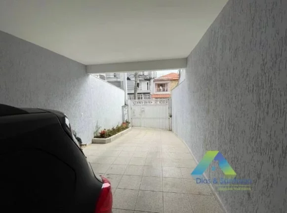Imagem SANTO ANDRÉ Sobrado 250M², 3 dormitórios, 1 suíte, 4 vagas ótima localização e valor !!!