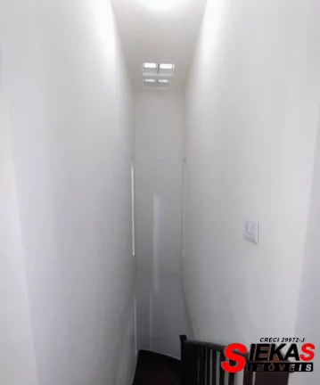 Imagem Prédio Comercial na Mooca, São Paulo-SP: 5 Salas, 4 Banheiros, 3 Vagas de Garagem!