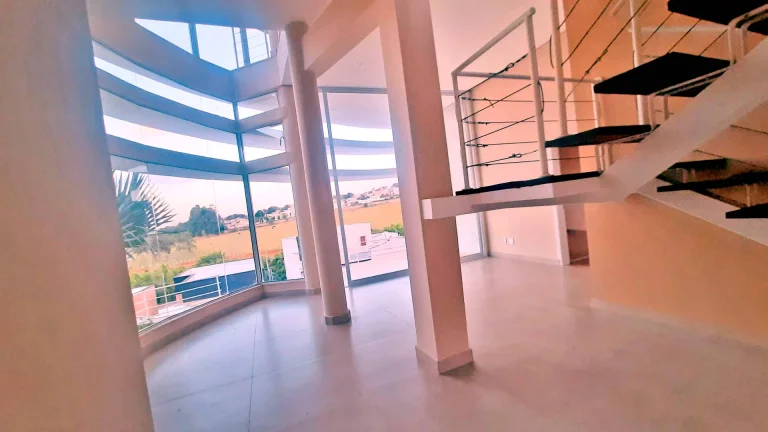 Imagem Casa icônica de alto padrão no condomínio Villa Real - Bragança Paulista