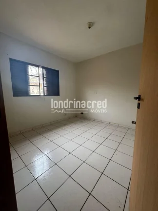 Imagem Casa à venda no Conjunto Residencial Antares, com 300m² de terreno, 89,30m² de área construída, 3 dormitórios, suíte, quintal grande e vaga para 3 carros!