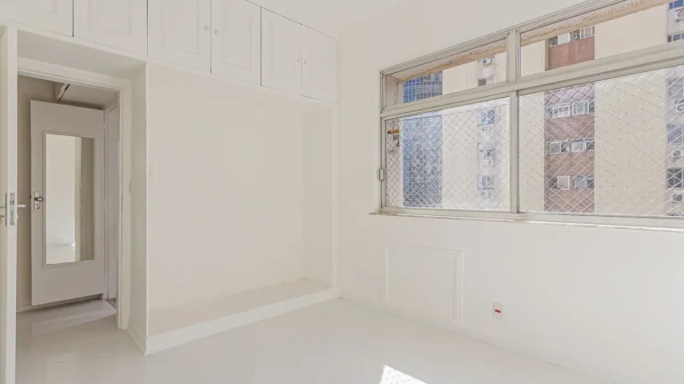 Imagem Apartamento Lagoa - 119M², 3 Dorms, 1 Suíte, 1 Vaga Demarcada, Churrasqueira, Academia, Salão de Festas e Jogos, Brinquedoteca, Quadra.