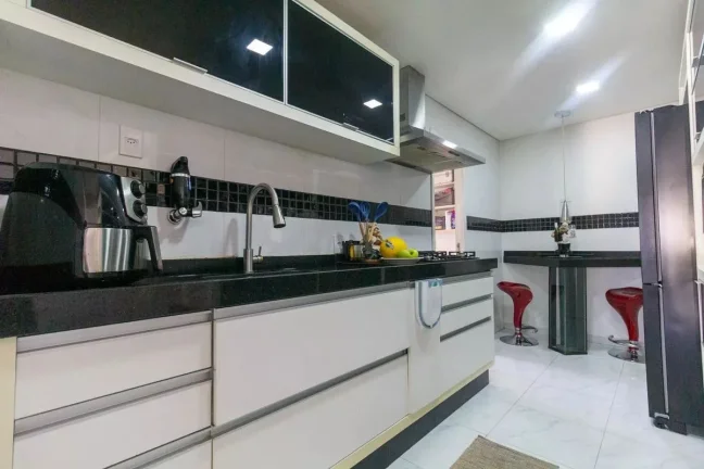 Imagem Apartamento – 115 m² | 3 Quartos • 4 Banheiros