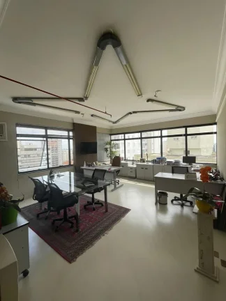 Imagem Sala/Conjunto Comercial - Saúde, 32M². São 3 Salas, Pode Comprar 1, 2, ou as 3. Tem duas que estão lado a lado e se quiser pode juntar, Portaria 24h.