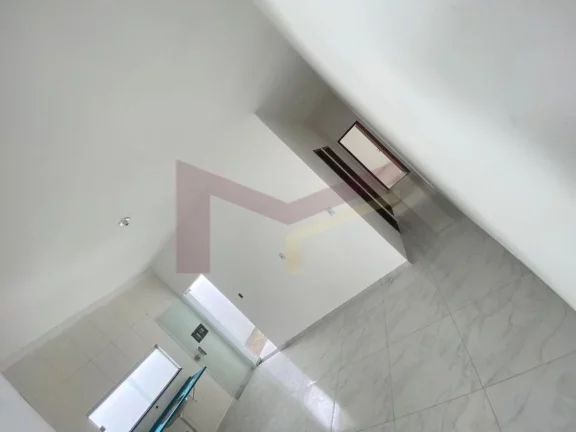 Imagem Casa 2/4 na Conceicao