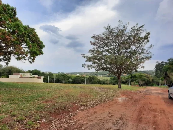 Imagem Terreno à venda, 450 m² por R$ 180.000,00 - Centro - Pardinho/SP