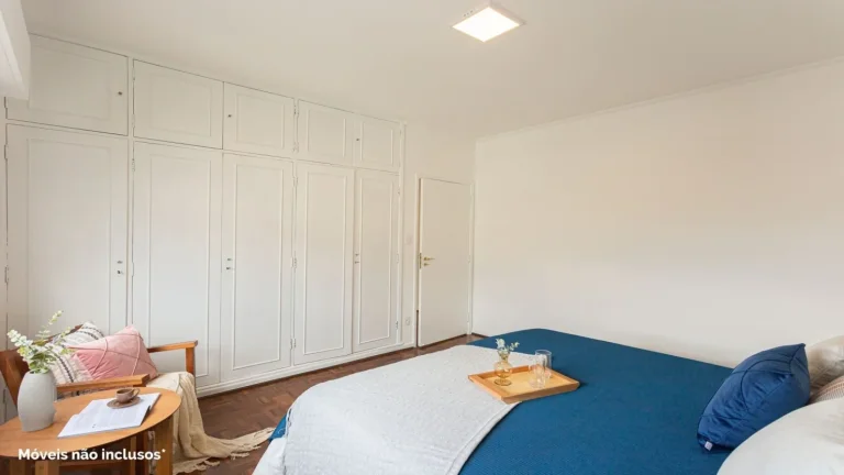 Imagem Apartamento 285M² Reformado, 4Q, 1 Suíte, Sala para 2 Ambientes, 2 Banheiros, 1 Vaga, Banheira, Piscina, Split.