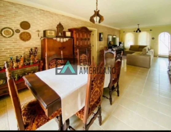 Imagem Casa com piscina vila Giglio 3 dorm. -Atibaia
