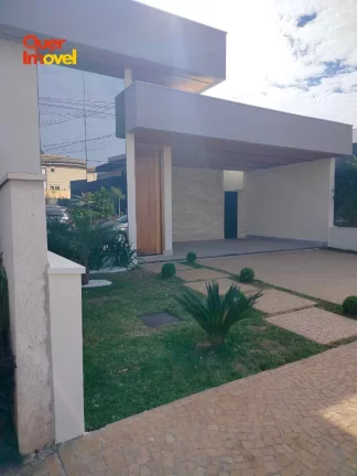 Imagem Casa de Alto Padrão em Condomínio - com 3 Suítes no Jardim Valencia, Ribeirão Preto-SP: 156m², 4 Vagas de Garagem