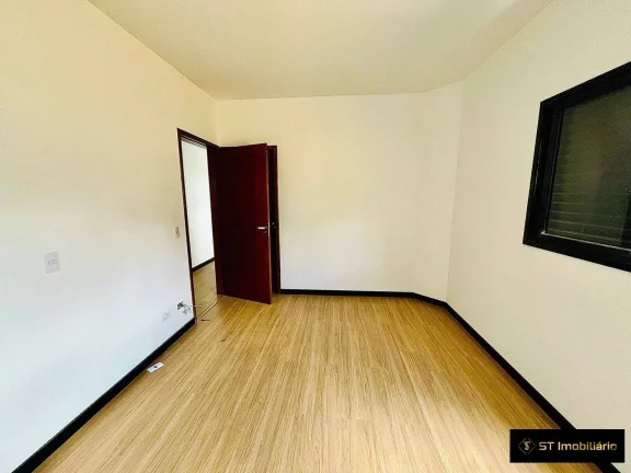 Imagem Lindos Sobrados c/ 3 dormitórios à venda em Atibaia - Jd dos Pinheiros