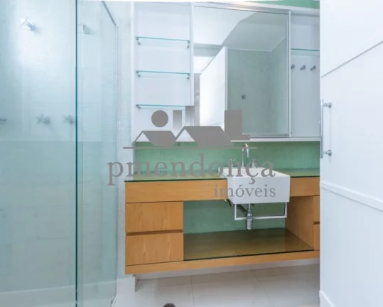 Imagem Apartamento à venda Rua Monte Alegre com 3 suítes e 4 vagas, 231m²