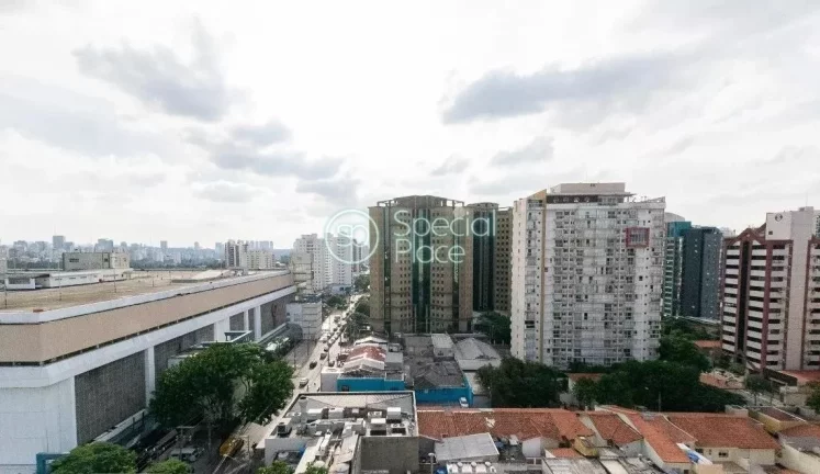 Imagem Excelente apartamento em andar alto com vista incrível , 100% REFORMADO com projeto de renomado esc...