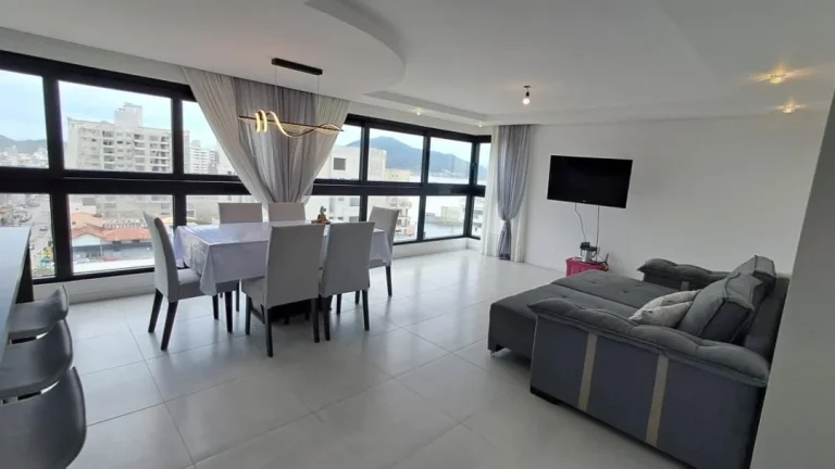Imagem ALUGUEL TEMPORADA de Apartamento mobiliado com 3 dormitórios sendo 1 suíte e 2 Demi-suíte no Bairro Gravatá-Navegantes-SC