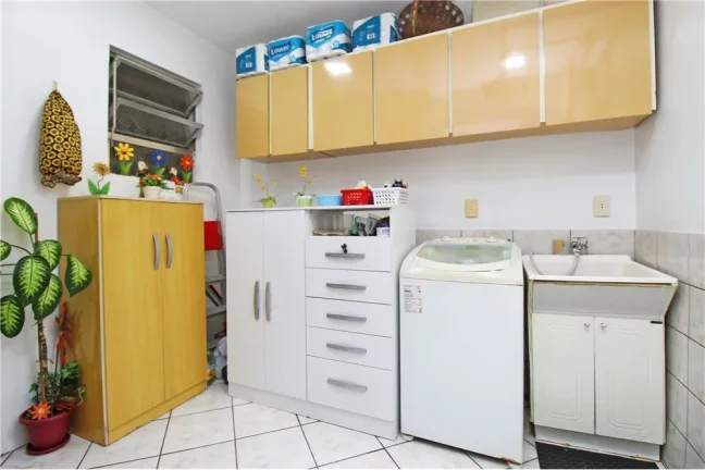 Imagem Apartamento à venda em Porto Alegre, Menino Deus, com 3 quartos, 84m2