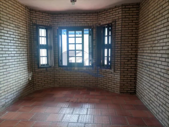Imagem Casa á venda com 3 dormitórios na Bela Torres em Passo de Torres/SC