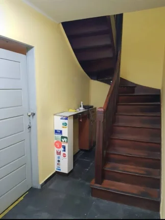 Imagem Casa Comercial - 148M², 5 Salas, 2 Banheiros, Terraço Fechado.