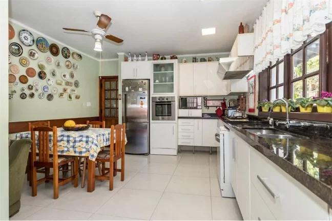Imagem Casa à venda no bairro Jardim Sabará - Porto Alegre/RS
