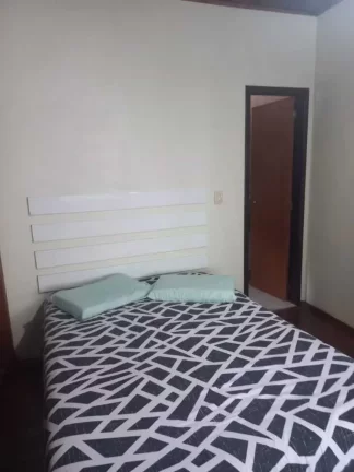 Imagem Casa com 3 dormitórios sendo 1 suíte e 2 vagas de garagem em Penha/SC