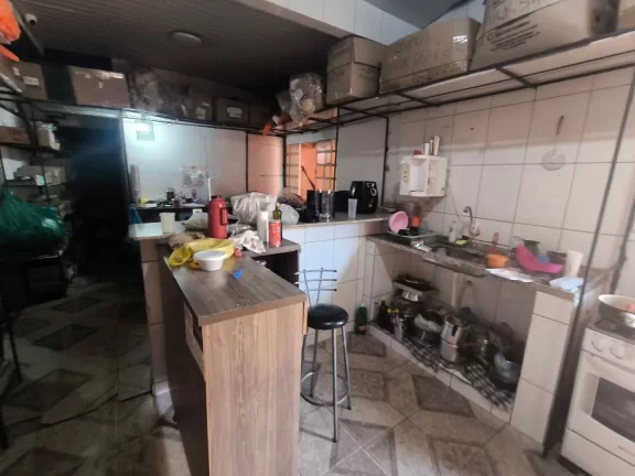 Imagem Glapão Comercial No Recanto Do Bosque De Frente Para Avenida