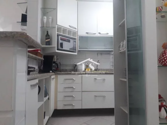 Imagem Apartamento para locação temporada 3 dormitórios, 1 suíte 125 m2, duas vagas de garagem - Riviera de São Lourenço – Bertioga Sp.