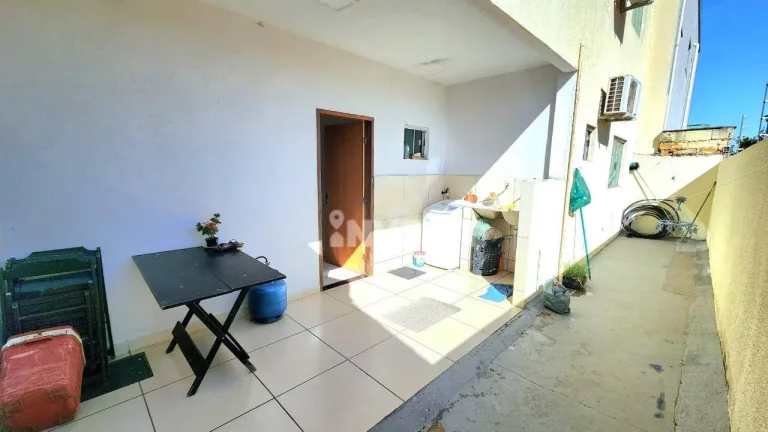 Imagem Sobrado à venda no Carolina Parque - Goiânia/GO