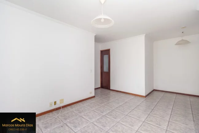 Imagem Apartamento em Pinheiros com 2 quartos, 60m², 1 Vaga de Garagem. Andar alto