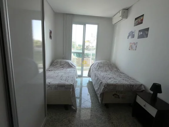 Imagem Apresentamos este moderno e luxuoso apartamento, totalmente mobiliado e equipado, localizado no cora...