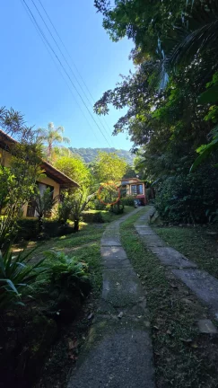 Imagem 3 CASAS EM UM TERRENO DE 1370 METROS , Á 600 METROS DA PRAIA DE BOIÇUCANGA, INSERIDO NA MATA ATLANTICA COM ESPAÇO PARA CONSTRUIR