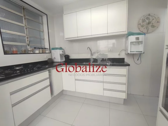 Imagem Excelente sobrado com 3 dormitórios, suíte, sala 3 ambientes e piscina no bairro do Boqueirão em Santos por R$ 1.700.000,00