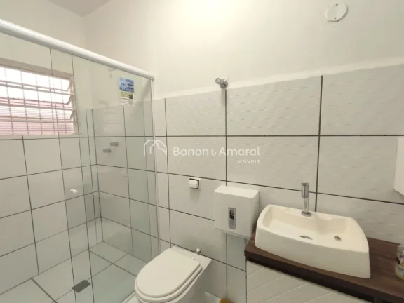 Imagem Casa Comercial para Locação, 6 salas, 4 vagas, saída para a Rod.D.Pedro e Shopping Galleria
Casa ...