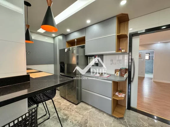 Imagem Apartamento com 2 dormitórios à venda, 105 m² por R$ 637.000,00 - Marapé - Santos/SP