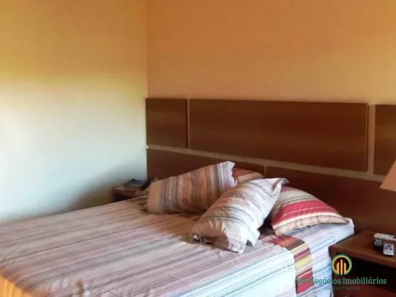Imagem Linda Casa com 4 suítes, planejados em todos ambientes ar condicionado