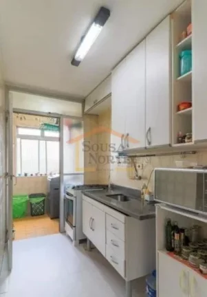 Imagem Apartamento com 2 dormitórios e 60 m² de área útil. Sala dois ambientes, cozinha com armários, ...