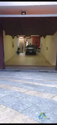 Imagem SANTO ANDRÉ Sobrado 264M², 2 dormitórios, 2 banheiros, 6 vagas com ótima localização e valor !!!