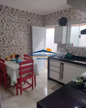 Imagem Casa com 3 dormitórios à venda, 140m² por R$ 495.000 - Jd. Jaqueira - Caraguatatuba/SP