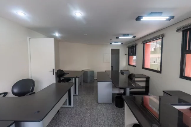 Imagem Sala Comercial para Venda em São Paulo / SP no bairro Itaim Bibi