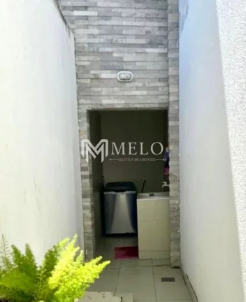 Imagem Linda Casa com 4 Quartos à venda, 200m² - Cajueiro! Só a Vista!.