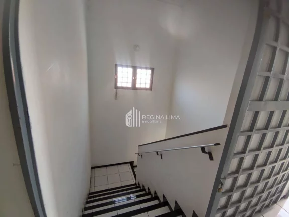 Imagem Casa duplex pronta para morar, 3 dormitórios à venda por R$ 650.000,00 - Horto - Teresina/PI