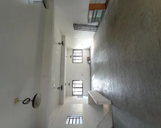 Imagem Galpão na Av. Corifeu de Azevedo com 250m²
