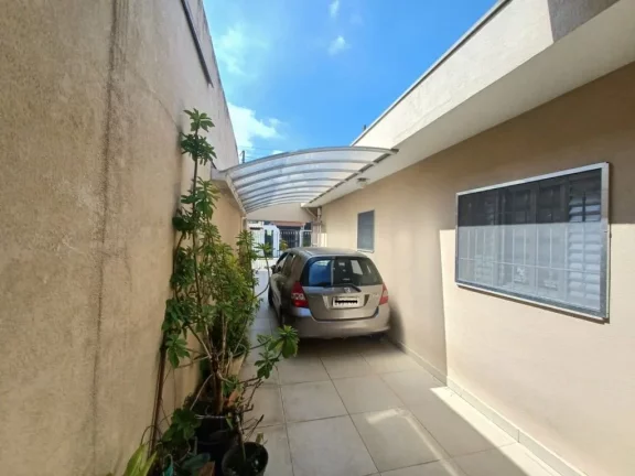 Imagem Casa com 4 dormitórios à venda, 158 m² por R$ 700.000,00 - Centro - Suzano/SP