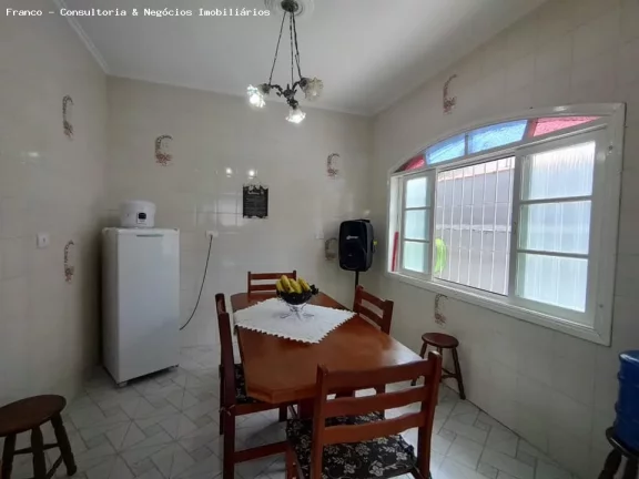 Imagem Casa para Venda em Mongaguá, Balaneario Itaoca, 3 dormitórios, 1 suíte, 3 banheiros, 2 vagas