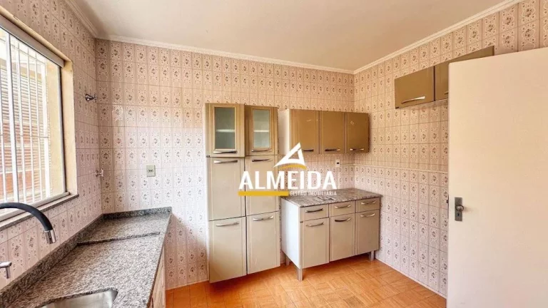 Imagem Casa com 2 dormitórios à venda, 179 m² por R$ 550.000,00 - Estádio - Rio Claro/SP