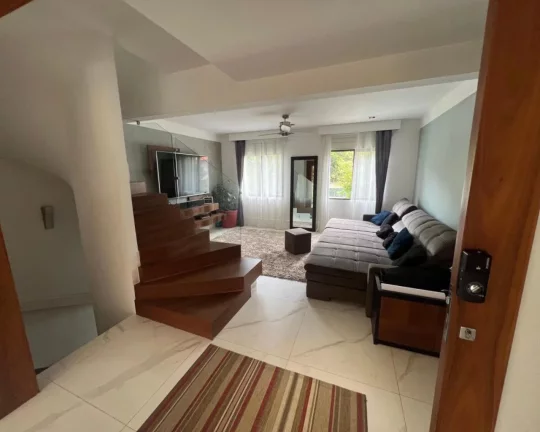 Imagem Sobrado Cond , 3 dorm , 1 suíte , 2 vaga , ótima localização.