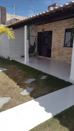 Imagem Casa à venda no bairro Aruana em rua pública | 3/4, 250m², 2 vagas | Consultor Imobiliário Especialista