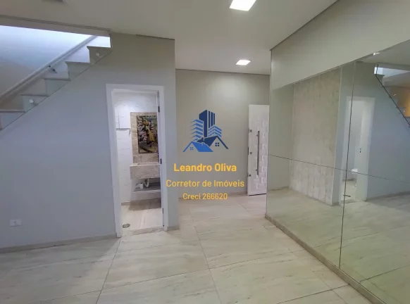 Imagem Ipiranga | Sobrado Alto Padrão – 3 Dormitórios | 2 Suítes | 2 Vagas | 220m² Construídos